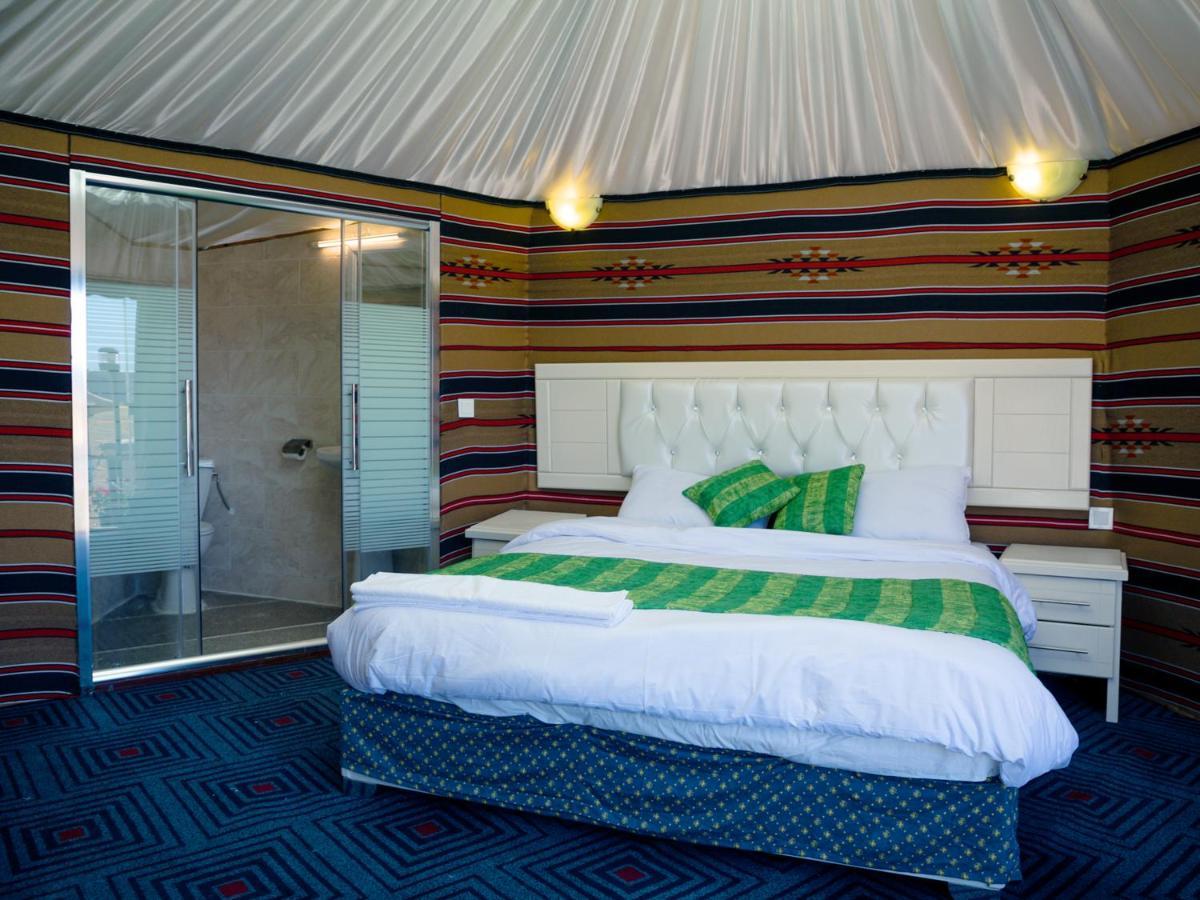 The Rock Camp Petra Hotel Вади Муса Екстериор снимка