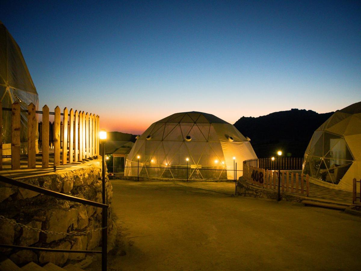 The Rock Camp Petra Hotel Вади Муса Екстериор снимка