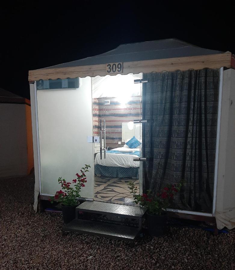 The Rock Camp Petra Hotel Вади Муса Екстериор снимка