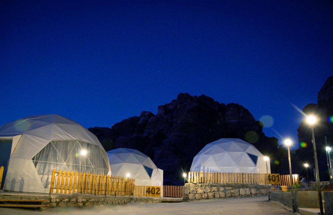 The Rock Camp Petra Hotel Вади Муса Екстериор снимка