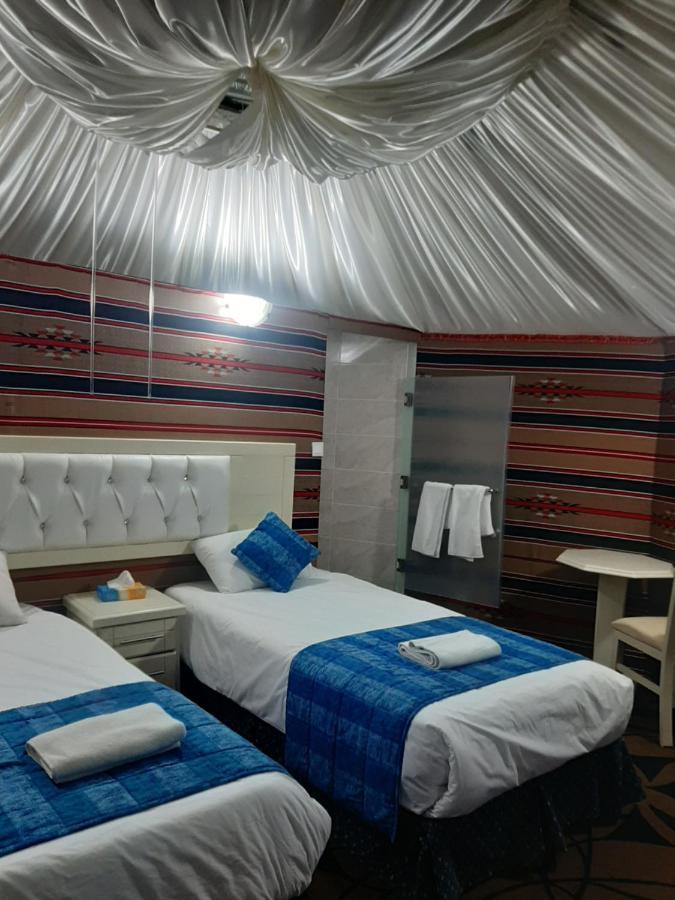 The Rock Camp Petra Hotel Вади Муса Екстериор снимка