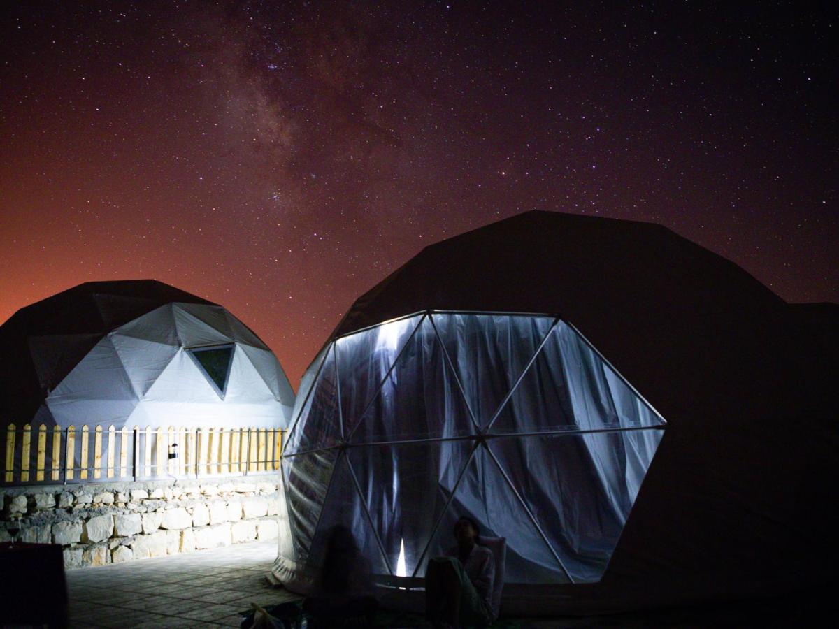 The Rock Camp Petra Hotel Вади Муса Екстериор снимка