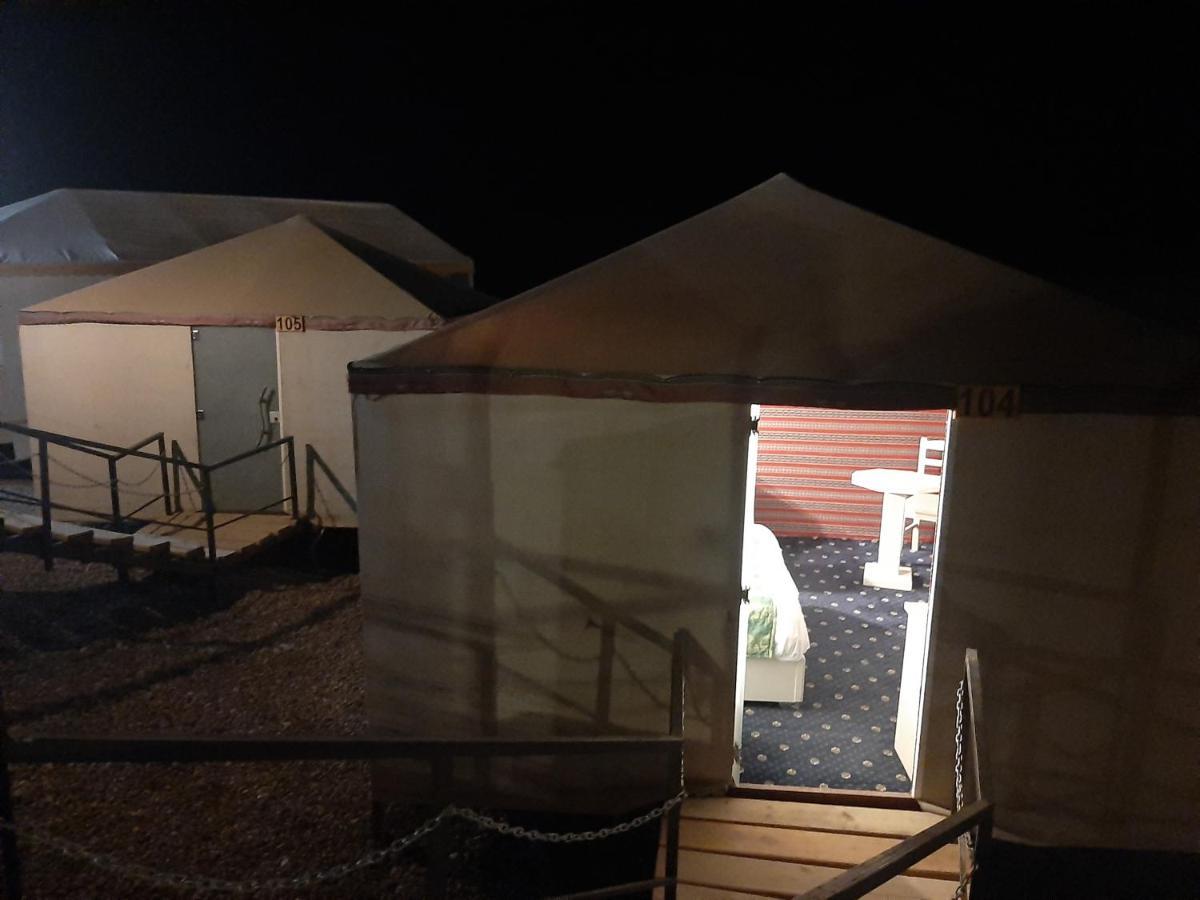 The Rock Camp Petra Hotel Вади Муса Екстериор снимка