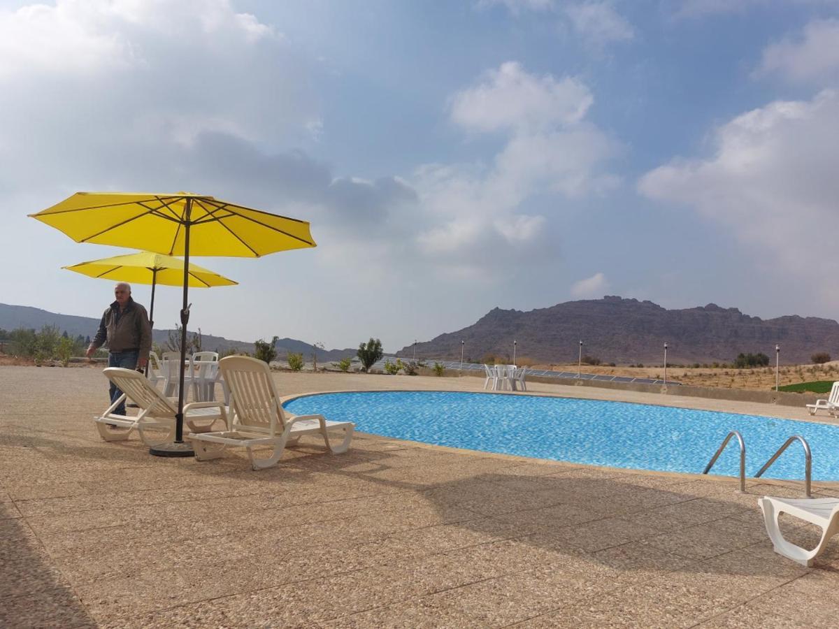The Rock Camp Petra Hotel Вади Муса Екстериор снимка