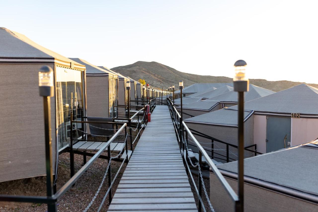 The Rock Camp Petra Hotel Вади Муса Екстериор снимка